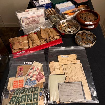 Estate sale photo