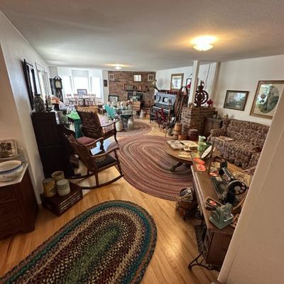 Sale Photo Thumbnail #254