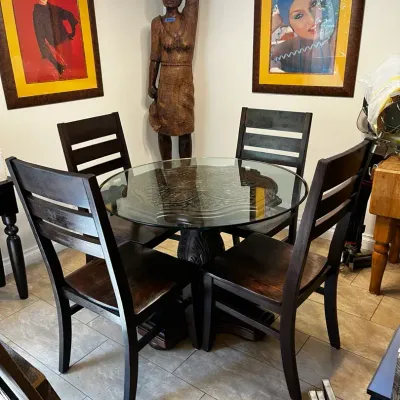 Dining Room Table & 4 Chairs
