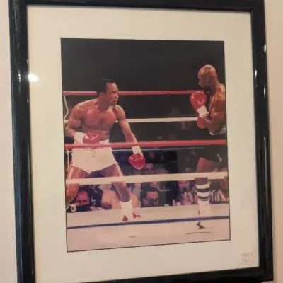 Framed Photo Of Legendary Championship Boxing Match Sugar Ray Leonard & Marvelous Marvin Hagler 1987