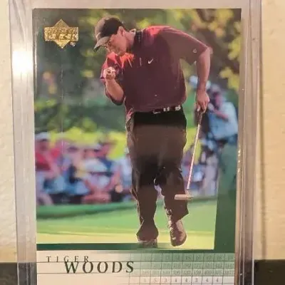 2001 Upper Deck Tiger Woods Rookie Card (#1) 3