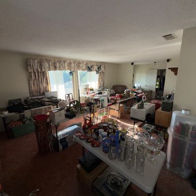 Sale Photo Thumbnail #154