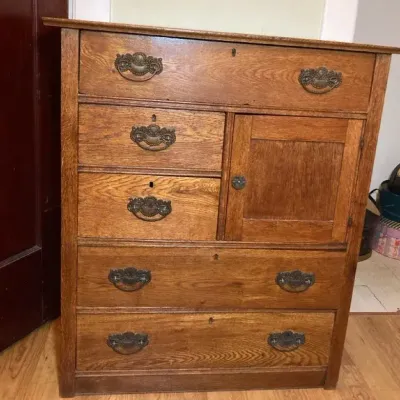 Vintage Dresser 5 Drawers 1 Door