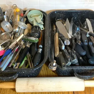 Roasting Pan Of Kitchen Flatware, Knives & Utensils 