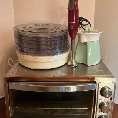Variety Of Small Appliances: Lot B