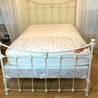 Full Size Wrought Iron Bed With Newer Mattress & Box Spring 