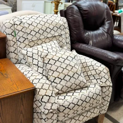 Sale Photo Thumbnail #34