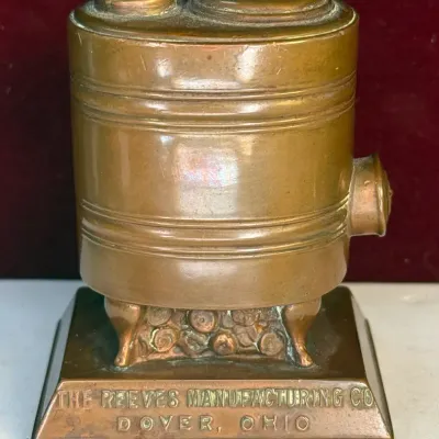 Sale Photo Thumbnail #14: The reeves manufacturing co advertising paperweight