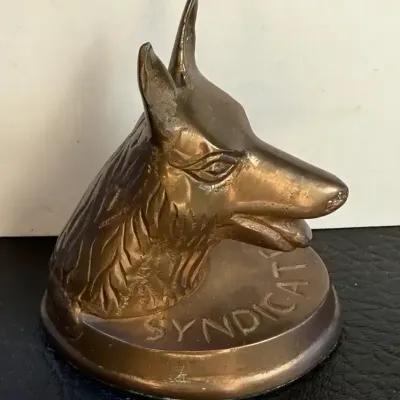 Sale Photo Thumbnail #17: Syndicate bank dog head advertising paperweight