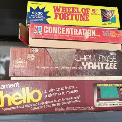 Vintage Board Game Collection (Wheel of Fortune 5th Edition, Concentration 16th Edition, Challenge Yahtzee, Othello Tournament Edition)