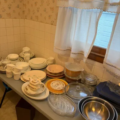 Estate sale photo