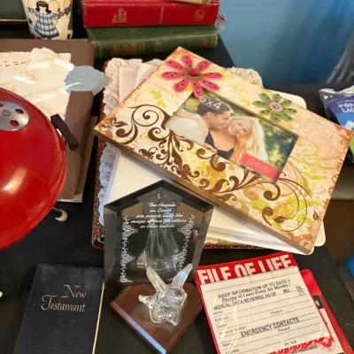 Estate sale photo