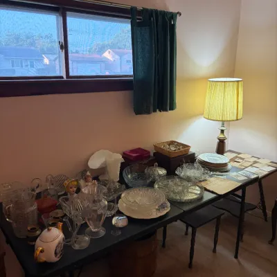 Estate sale photo