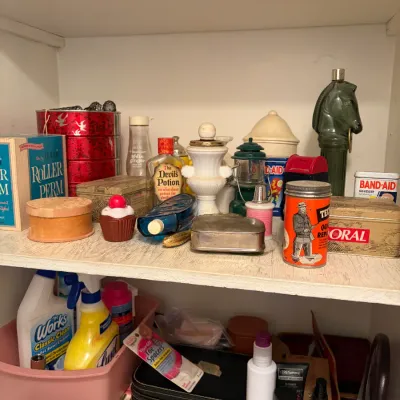 Estate sale photo