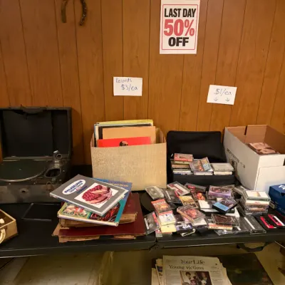 Estate sale photo