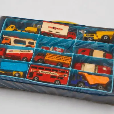 Matchbox Toy Cars Diecast Vehicles Set with Storage Case