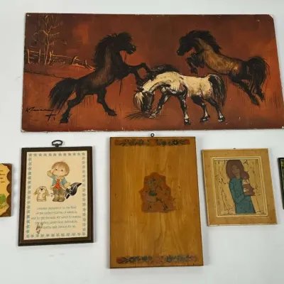 Wall Art Decor - K Chin Horses Hallmark Pledge Of Allegiance Paula Cutes Plaques