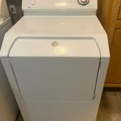Maytag Atlantis Oversize Capacity Plus MDE6200AYW Clothes Dryer