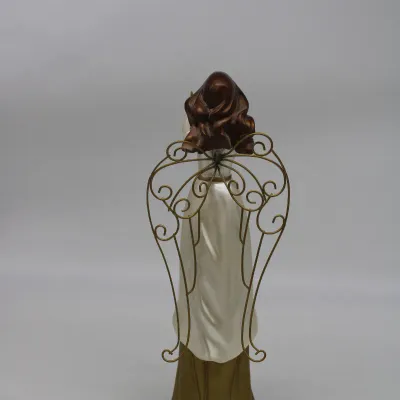 Decorative White and Gold Angel Figurine
$20.00
15.5" tall