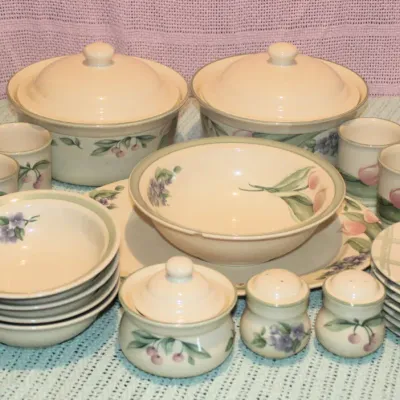 Pfalzgraff Garden Party Collection Dish Set
$60.00