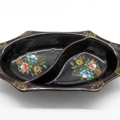 Vintage Japanese Redware Relish / Candy Dish
$15.00
- Dark Glaze
- Hand-Painted Floral Details