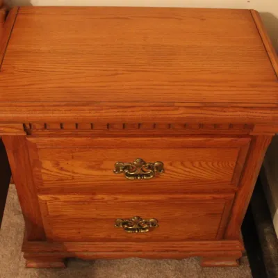 2-Drawer Oak Nightstand
$50.00
26in. x 16in. x 26in.