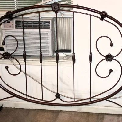 Antique Metal & Iron Bed Frame with Head & Footboard
$250.00
80in. x 62in. x 56in