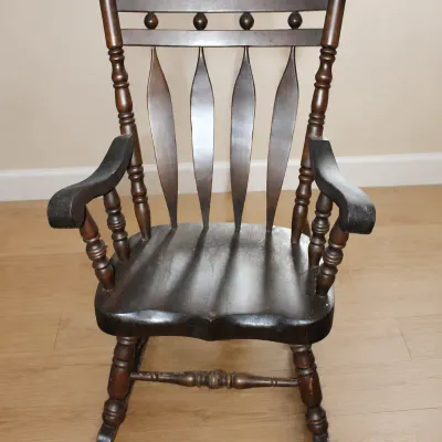 Dark Wood Vintage Rocking Chair
$75.00
27" x 38" x 45"