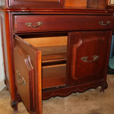 Vintage Wooden China Cabinet
$180.00
35in. x 18in. x 67in. 

- 2 Glass display doors
- 1 single drawer
- Lower Cabinet Storage
