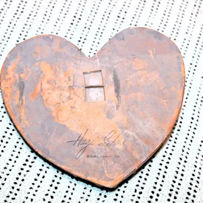 Vintage Hayes Parker Heart Wall Plaque
$30.00