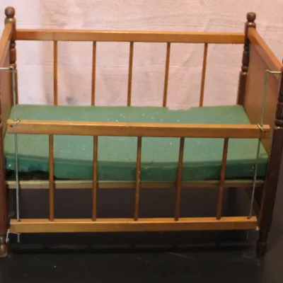 Vintage Wooden Doll Crib
$25.00
17.5" x 10" x 14"