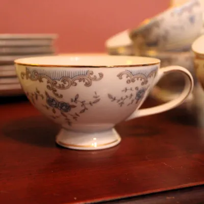 Vintage Imperial China (Seville #5303) China Dish Set
$70.00