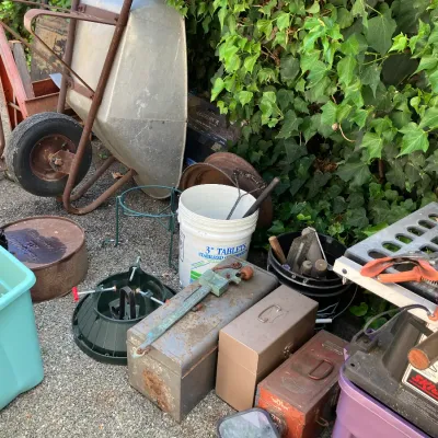 Estate sale photo