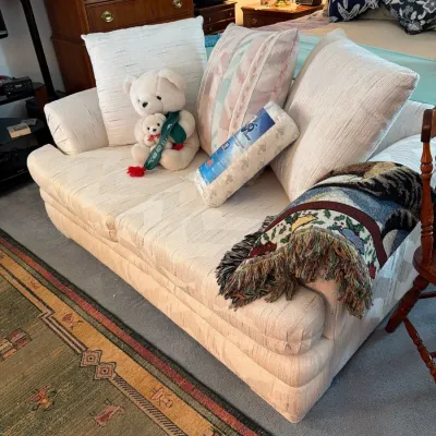 Sale Photo Thumbnail #476