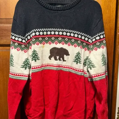 100% Cotton St John’s Bay Men’s Sweater Size XL