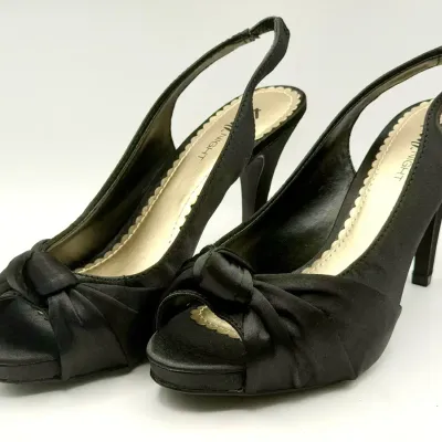 Women’s 6.5 Fioni Night brand black satin peep-toe slingback platform sandals