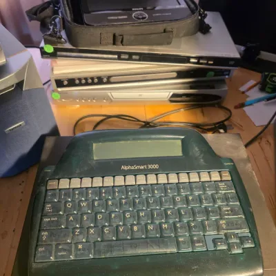 Sale Photo Thumbnail #11: Vintage AlphaSmart