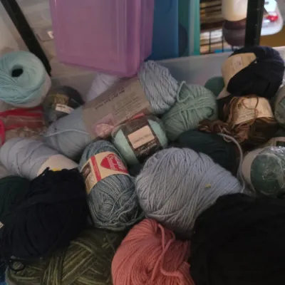 Sale Photo Thumbnail #35: Hundreds of yarn