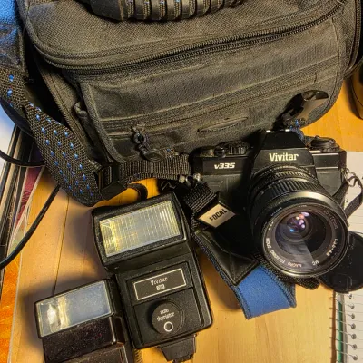 Sale Photo Thumbnail #34: Vivitar, Canon, Nixon Vintage Cameras