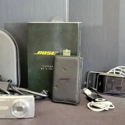 Vintage & Newer Electronics (feat. Bose) (WH3)