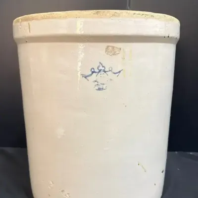 Vintage 5 Gal. Stoneware Crock (WH5)