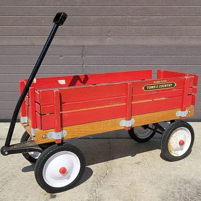 Radio Flyer Wagon (WH)