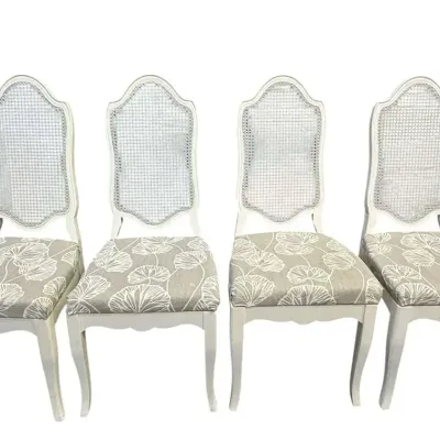 4 Chairs