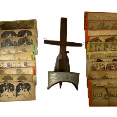 Stereoscope With Cards