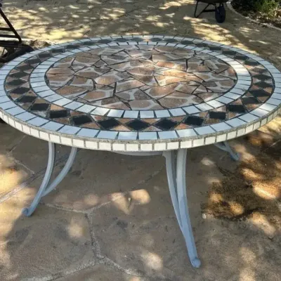 Round Mosaic Patio Coffee Table 