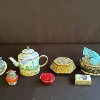 Vintage Decorative Collectibles