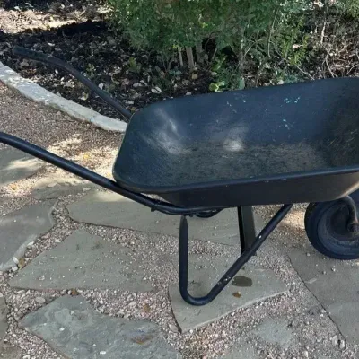 Heavy-duty Steel Tray Wheelbarrow