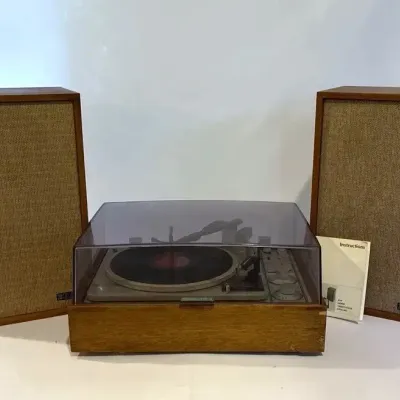 KLH Model 24 Stereo System 