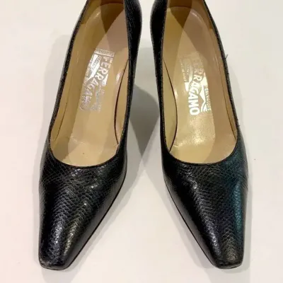 Salvatore Ferragamo Ladies’ Lizard-Embossed Black Leather Pumps, Size 38 | Minimal Wear 