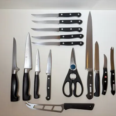 J A Henkels Knives, Wusthof Knife Block, 16 Knives
